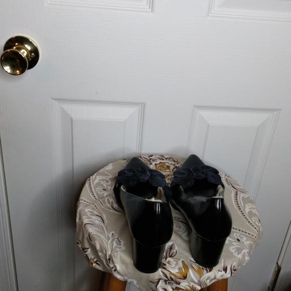 Shoes - Picture 3 of 3